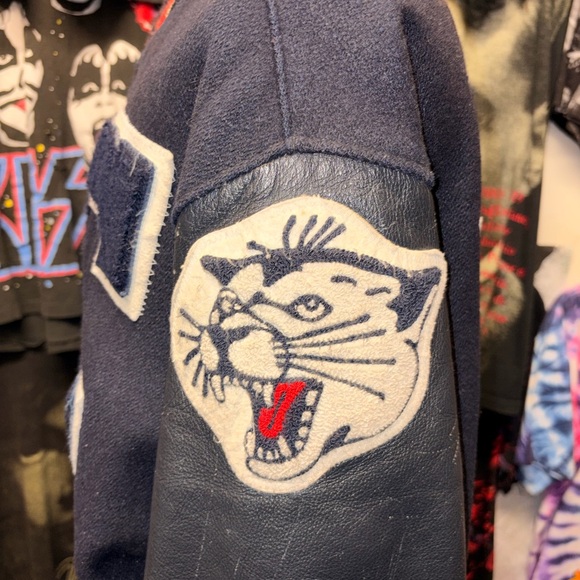 Men's Navy Varsity Jacket with Leather Sleeves class of 2006 - Picture 4 of 6